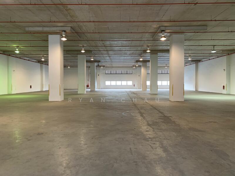Immed 6m Clear Ample Bays Jurong, Jurong, 17800 sqft, Warehouse