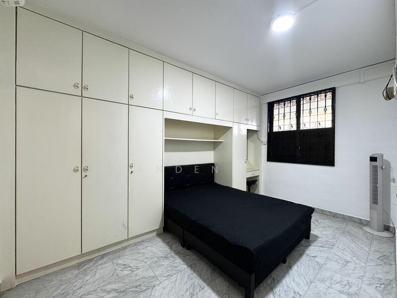 For Rent - 1 Beach Road