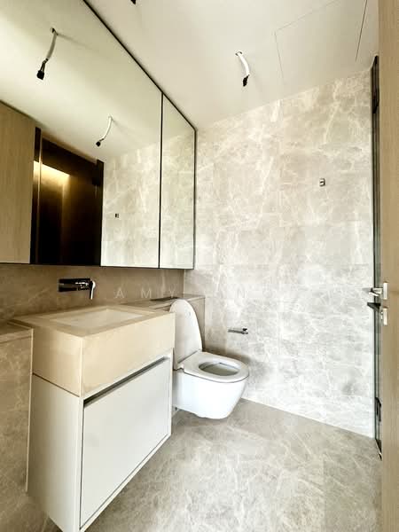 Amber Park, 18 Amber Gardens, East Coast / Marine Parade, 3 Bedrooms, 1,109 sqft, Condominium For Rent, by Amy Sng, 25034221 - Common Bath - PropertyGuru.com.sg