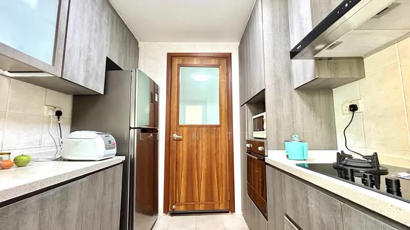 Tanglin View, 150 Prince Charles Crescent, 3 Bedrooms, 1,141 sqft, Condominium For Rent, by Eileen Teoh, 25034653 - PropertyGuru.com.sg