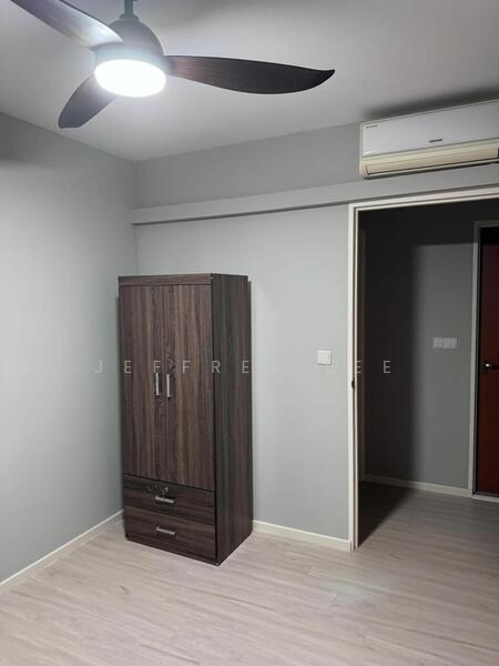 For Rent - 211C Compassvale Lane