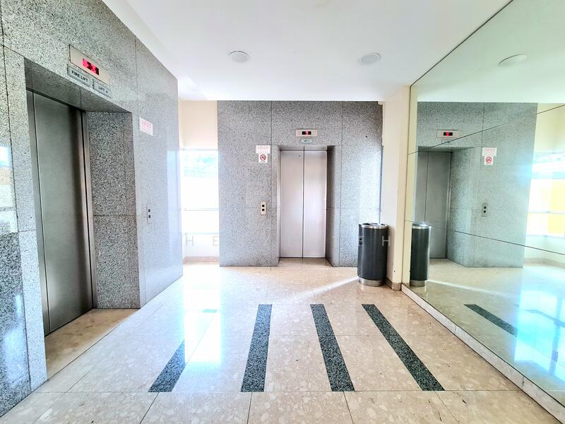 For Rent - Queensway Tower