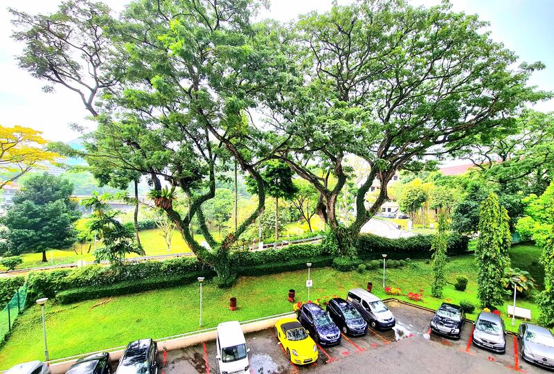 For Rent - Queensway Tower