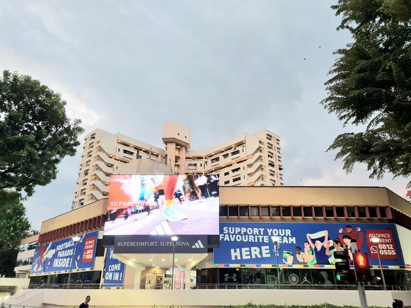 For Rent - Queensway Tower