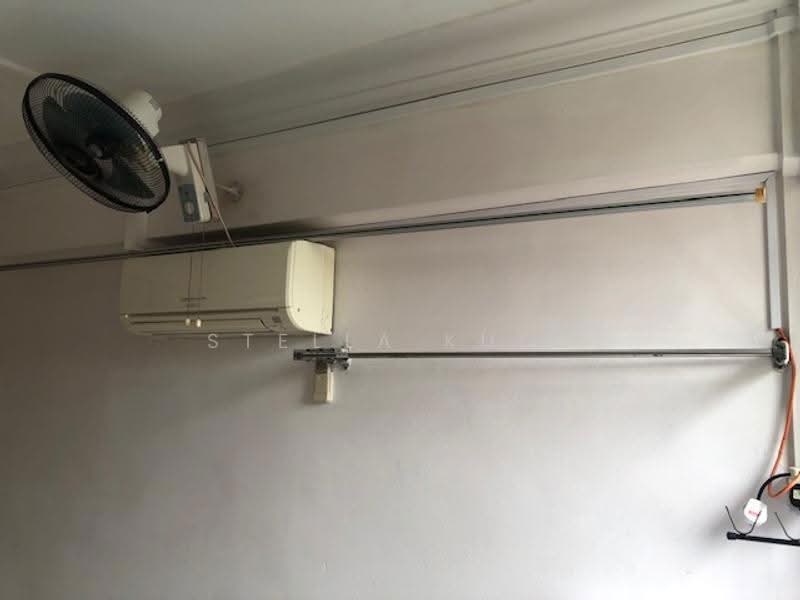 9 Toh Yi Drive, 9 Toh Yi Drive, Clementi Park / Upper Bukit Timah, Room Rental, 160 sqft, HDB Flat For Rent, by Stella Kuek, 25036584 - Room come with wall fan and New Aircon - PropertyGuru.com.sg