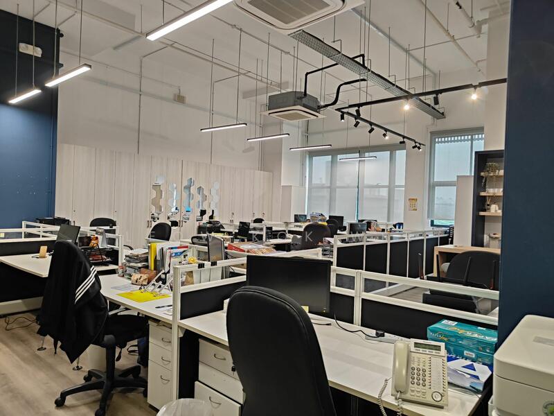 Fitted office 60 pax with meeting rooms / workstations/ manager room @ Jurong East, , 5,700 sqft, Business / Science Park For Rent, by Leow Kok Wee, 25036786 - CommercialGuru.com.sg