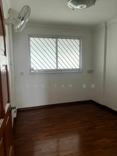 824 Jurong West Street 81, 824 Jurong West Street 81, Room Rental, 120 sqft, HDB Flat For Rent, by John Tan 奕欣, 25036811 - PropertyGuru.com.sg