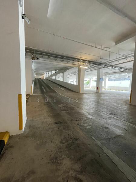 Interlocal Centre, 100G Pasir Panjang Road, Buona Vista / West Coast / Clementi New Town, 1,689 sqft, Light Industrial (B1) For Rent, by Ferdelis Koh, 25037072 - CommercialGuru.com.sg