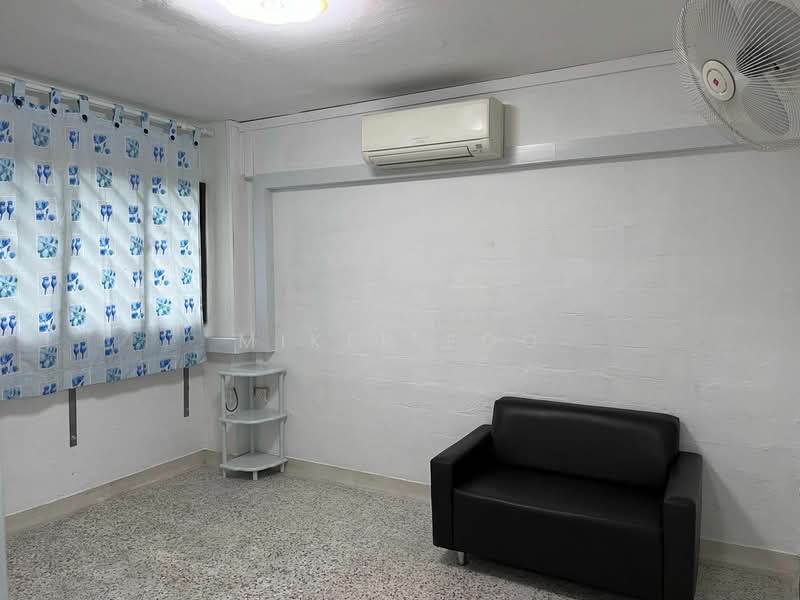 208 Boon Lay Place, 208 Boon Lay Place, 2 Bedrooms, 690 sqft, HDB Flat For Rent, by Miker Foo, 25037855 - Common room 2 - PropertyGuru.com.sg