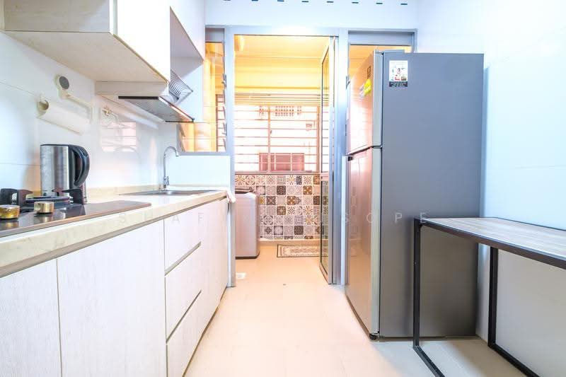 441A Bukit Batok West Avenue 8, 441A Bukit Batok West Avenue 8, Dairy Farm / Bukit Panjang / Choa Chu Kang, 2 Bedrooms, 721 sqft, HDB Flat For Rent, by Shafik Yusope, 25039636 - PropertyGuru.com.sg