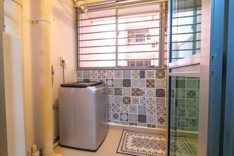 441A Bukit Batok West Avenue 8, 441A Bukit Batok West Avenue 8, Dairy Farm / Bukit Panjang / Choa Chu Kang, 2 Bedrooms, 721 sqft, HDB Flat For Rent, by Shafik Yusope, 25039636 - PropertyGuru.com.sg