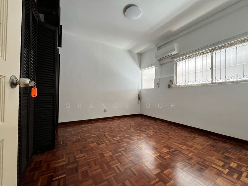 Ridgewood Condominium, 61 Mount Sinai Drive, 3 Bedrooms, 1,744 sqft, Condominium For Rent, by Graace Goh, 25040643 - PropertyGuru.com.sg