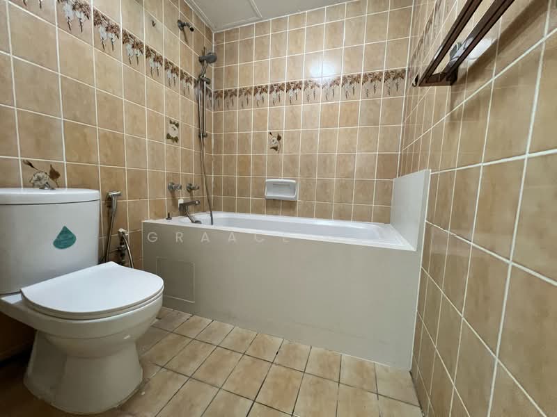 Ridgewood Condominium, 61 Mount Sinai Drive, 3 Bedrooms, 1,744 sqft, Condominium For Rent, by Graace Goh, 25040643 - PropertyGuru.com.sg