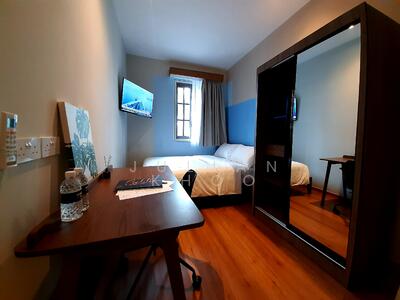 For Rent - No Owner! Newly Renovated Master Room, Near Boon Keng MRT