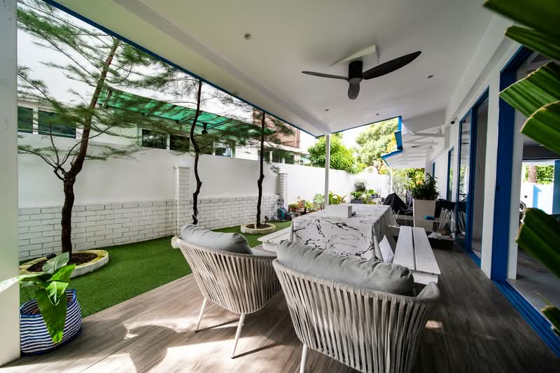 D16 Semi-Detached for sale, Bedok / Upper East Coast, 5 Bedrooms, 4,500 sqft, Semi-Detached House For Sale, by Vincent Tay, 25042227 - PropertyGuru.com.sg
