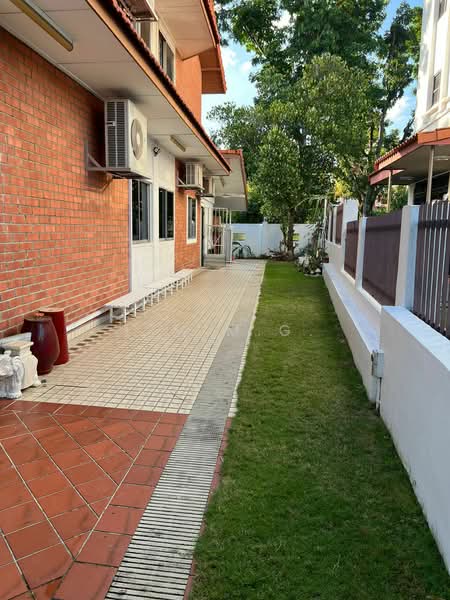 For Rent - Lorong 7 Realty Park