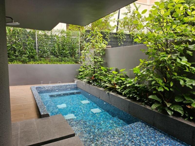 Brand New 2.5 M Storey Detached Barker Road, Goldhill, Chancery