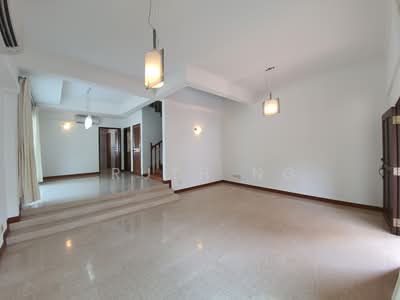 For Rent - Mistral Park