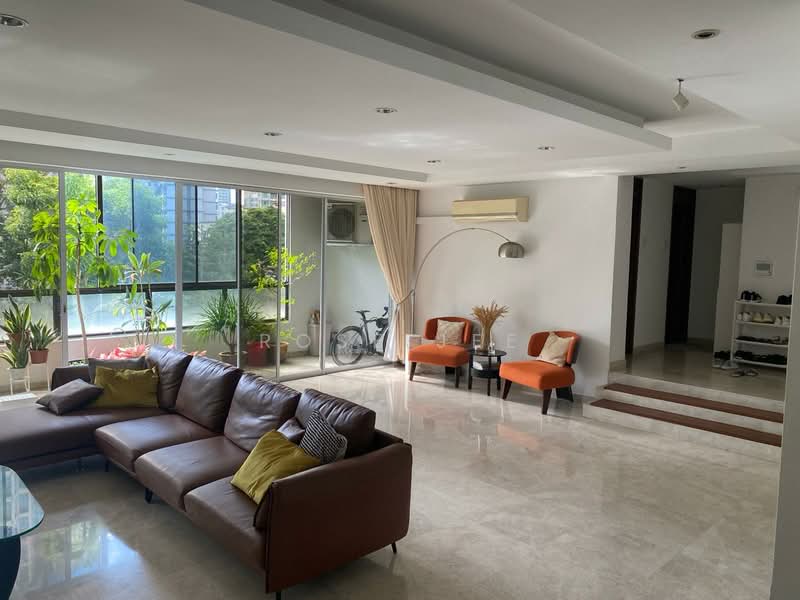 Wing on Life Garden, 335 Bukit Timah Road, Tanglin / Holland / Bukit Timah, 4 Bedrooms, 3,315 sqft, Apartment For Sale, by Rose Jee, 25044246 - Spacious Living Room - PropertyGuru.com.sg