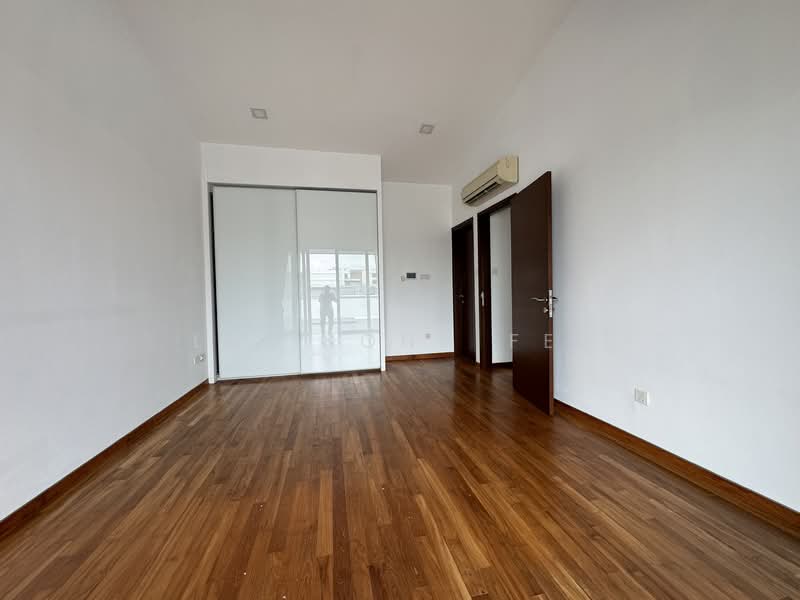 Modern Semi-Detached House Near Tanah Merah MRT Station, , 5 Bedrooms, 5,600 sqft, Semi-Detached House For Rent, by Lai Kong Fei, 25044923 - PropertyGuru.com.sg