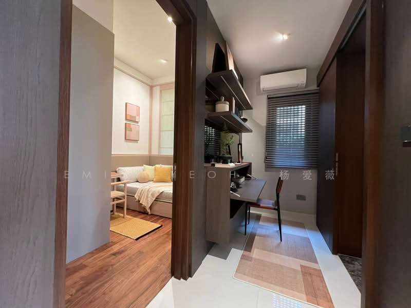 Parksuites, 18 Holland Grove Road, Tanglin / Holland / Bukit Timah, 2 Bedrooms, 786 sqft, Condominium For Sale, by Emily Yeoh  杨爱薇, 25046968 - PropertyGuru.com.sg