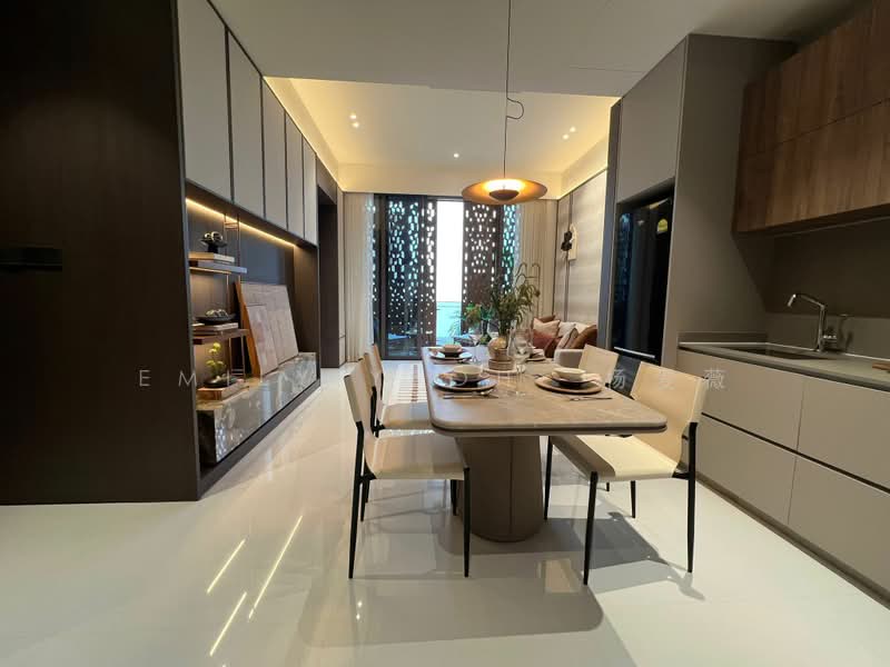Parksuites, 18 Holland Grove Road, Tanglin / Holland / Bukit Timah, 2 Bedrooms, 786 sqft, Condominium For Sale, by Emily Yeoh  杨爱薇, 25046968 - PropertyGuru.com.sg