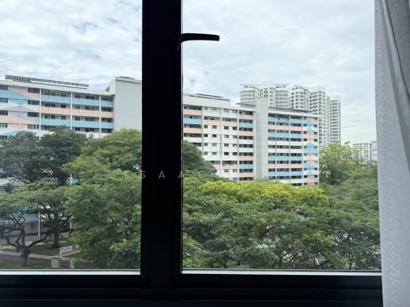 445A Clementi Avenue 3, 445A Clementi Avenue 3, Room Rental, 200 sqft, HDB Flat For Rent, by Isaac Liu, 25047404 - PropertyGuru.com.sg