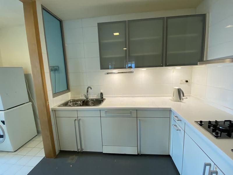 Cairnhill Crest, 8 Cairnhill Circle, Orchard / River Valley, 2 Bedrooms, 1,206 sqft, Condominium For Rent, by Derrick Francisco Poh, 25047411 - PropertyGuru.com.sg
