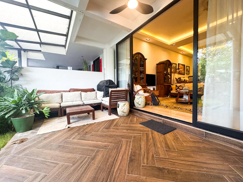 For Sale - Heeton Park