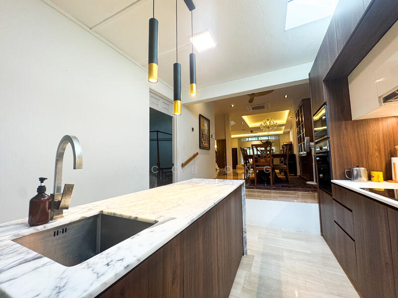 For Sale - Heeton Park