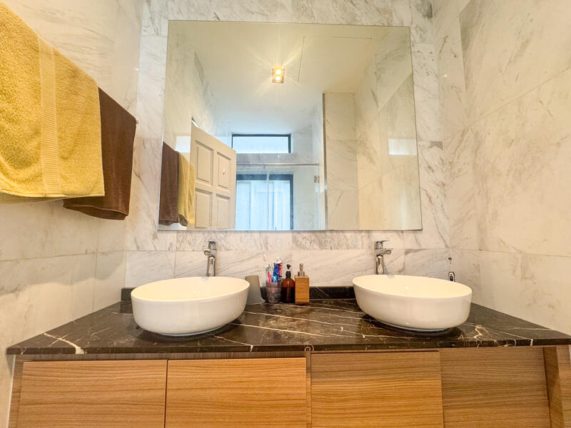 For Sale - Heeton Park