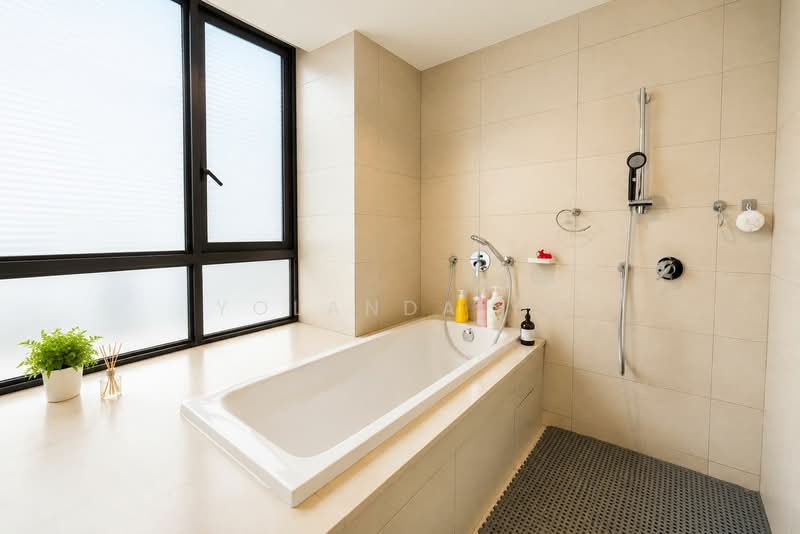 D'Nest, 145 Pasir Ris Grove, 5 Bedrooms, 2,723 sqft, Condominium For Sale, by Yolanda Yu, 25048848 - PropertyGuru.com.sg