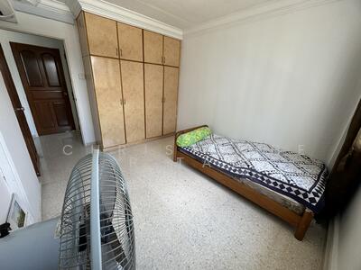 For Rent - 218 Tampines Street 24