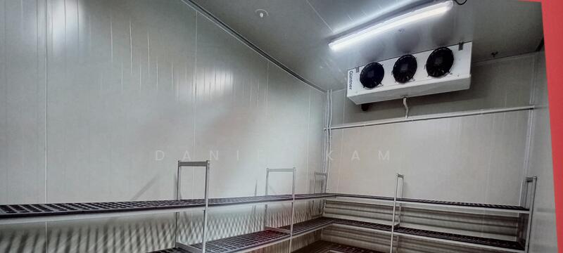 B2 Factory Sale, food Rent warehouse coldroom, 1,690 sqft, Factory / Workshop (B2) For Sale, by Daniel Kam 甘囯財, 25049600 - CommercialGuru.com.sg