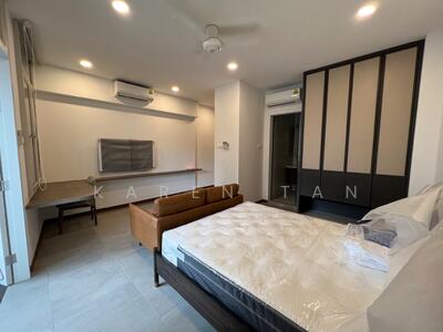 For Rent - Renovated studio apartment including utilities and wi