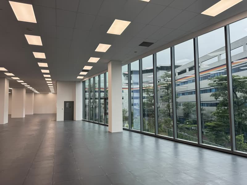 5m high grade A office / showroom with raise flooring / coloumn free layout, , 10,000 sqft, Light Industrial (B1) For Rent, by Leow Kok Wee, 25053128 - CommercialGuru.com.sg