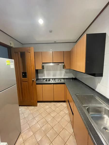 Spring Grove, 53 Grange Road, Room Rental, 150 sqft, Condominium For Rent, by Kris Li, 25053364 - PropertyGuru.com.sg