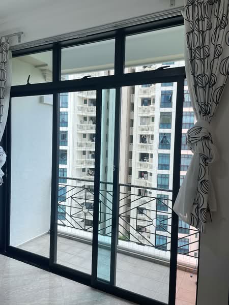 Spring Grove, 53 Grange Road, Room Rental, 150 sqft, Condominium For Rent, by Kris Li, 25053364 - PropertyGuru.com.sg