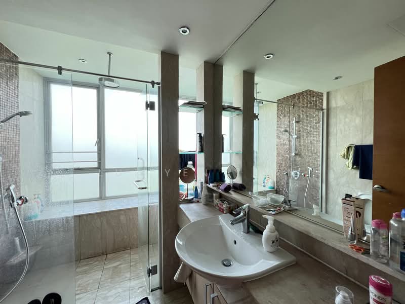 The Raintree, 99 Bukit Drive, 3 Bedrooms, 1,389 sqft, Condominium For Rent, by Lui Yen Yuin, 25053984 - PropertyGuru.com.sg