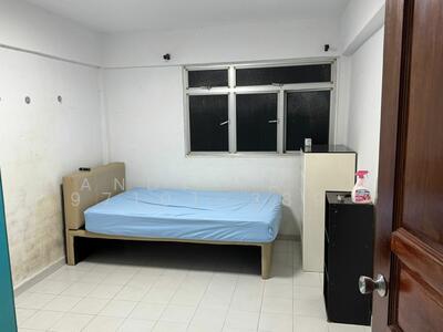 For Rent - 219 Serangoon Avenue 4