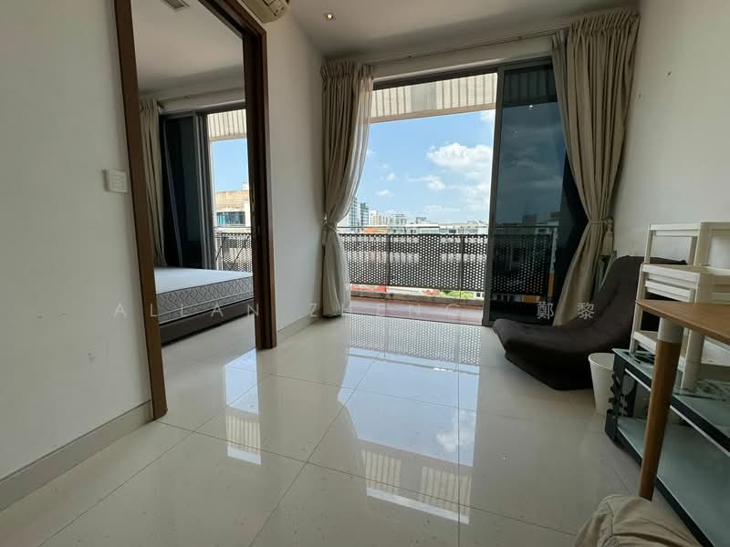 Centra Studios, 25 Lorong 25 Geylang, 1 Bedroom, 409 sqft, Apartment For Rent, by Allan Zheng  鄭黎, 25054140 - PropertyGuru.com.sg