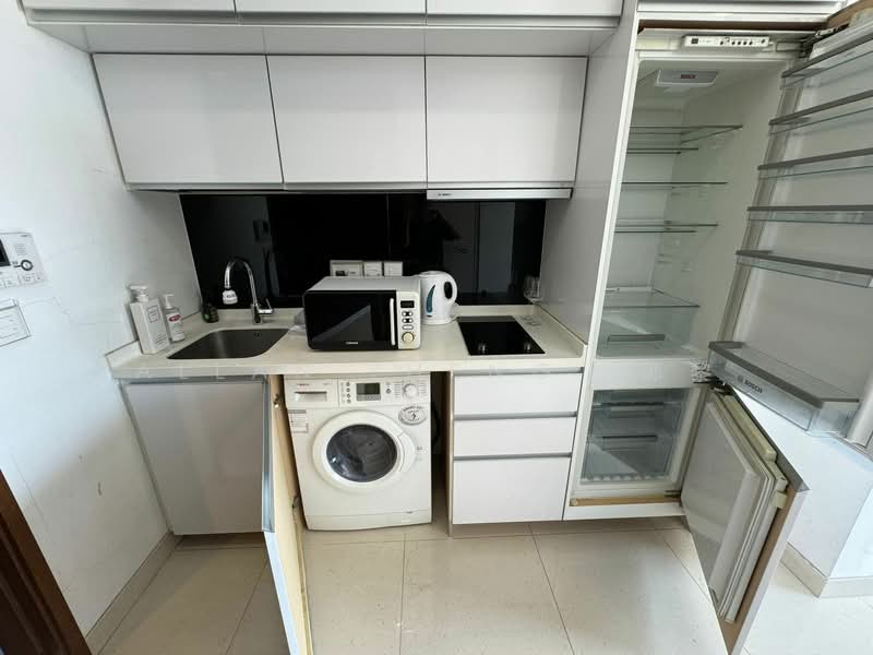 Centra Studios, 25 Lorong 25 Geylang, 1 Bedroom, 409 sqft, Apartment For Rent, by Allan Zheng  鄭黎, 25054140 - PropertyGuru.com.sg