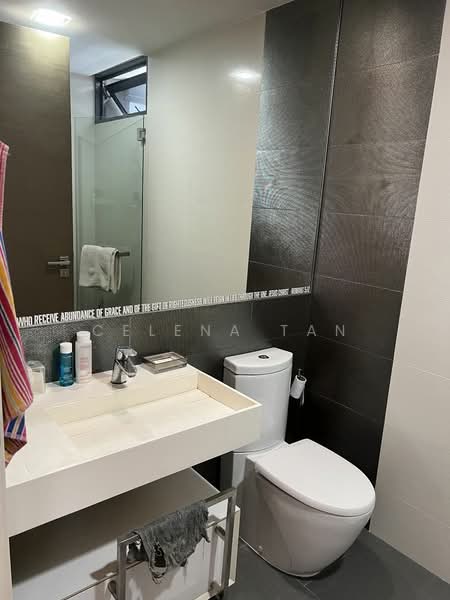 The Trizon, 2 Ridgewood Close, 2 Bedrooms, 1,012 sqft, Condominium For Rent, by Celena Tan, 25054396 - PropertyGuru.com.sg