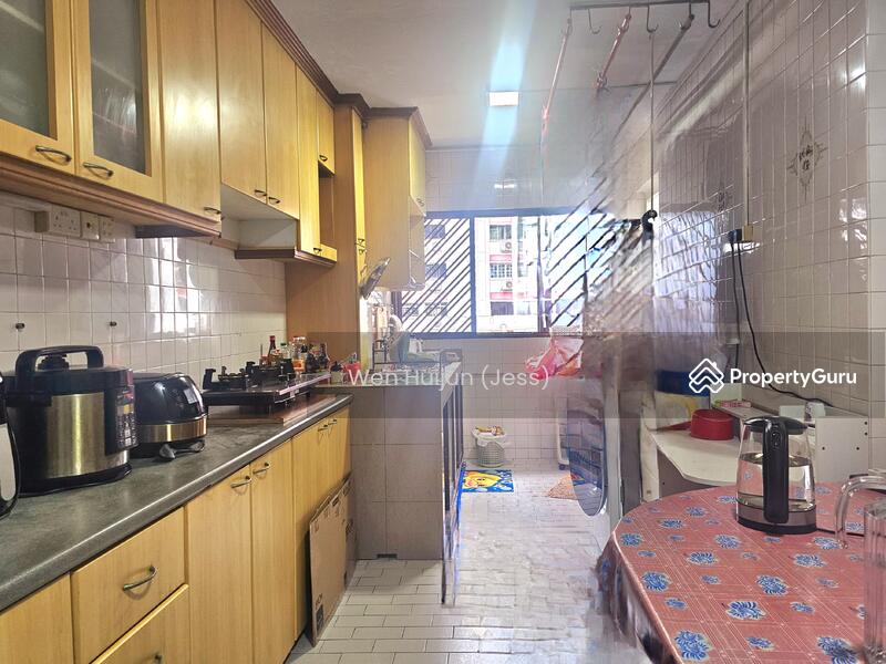 For Sale - 313 Jurong East Street 32