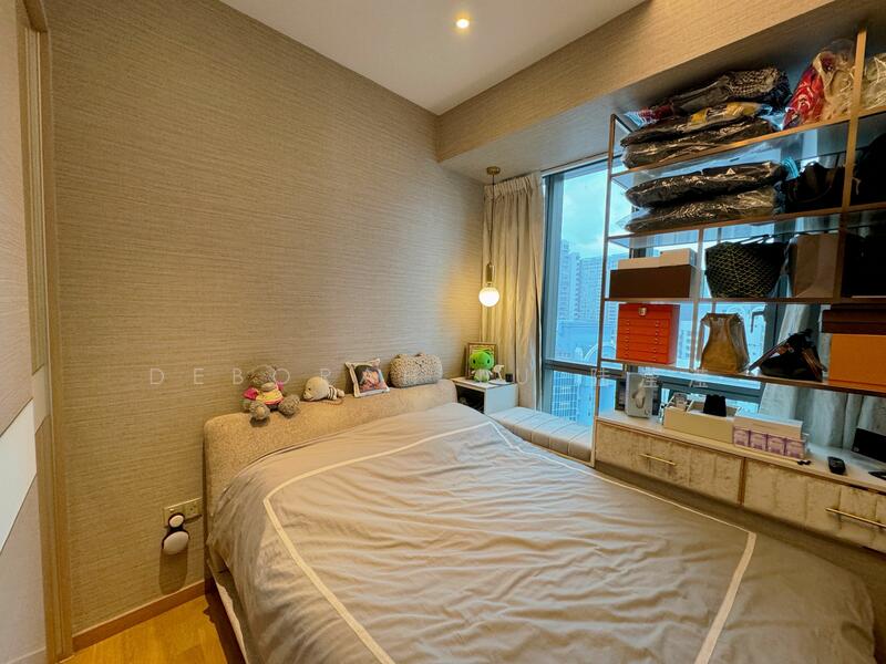 For Sale - 8 Saint Thomas