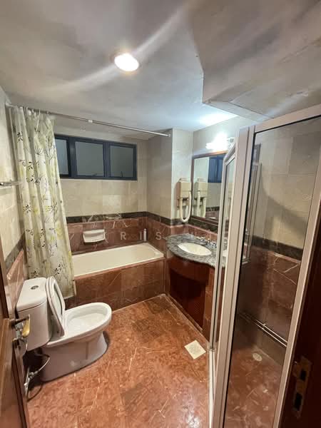 Westcove Condo, 12 West Coast Crescent, Room Rental, 250 sqft, Condominium For Rent, by Kris Li, 25055490 - PropertyGuru.com.sg