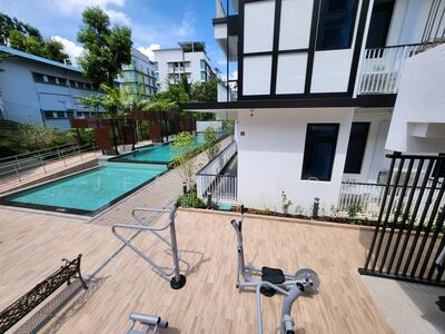 For Sale - Kovan Jewel