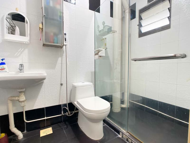 117A Rivervale Drive, 117A Rivervale Drive, 3 Bedrooms, 1,227 sqft, HDB Flat For Rent, by Mei-Ci Lui, 25057193 - PropertyGuru.com.sg