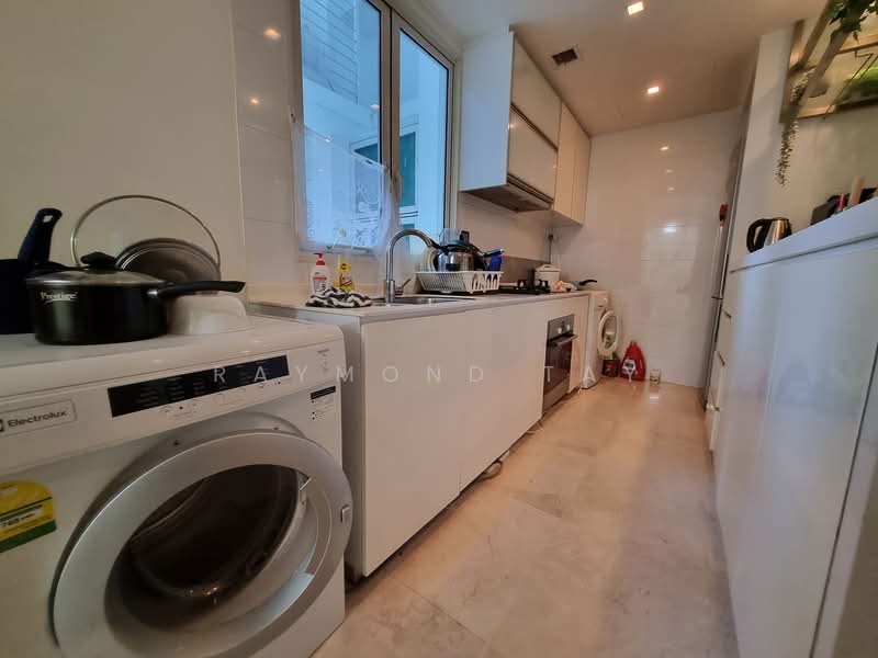 Parc Emily, 7 Mount Emily Road, Room Rental, 130 sqft, Condominium For Rent, by Raymond Tay, 25060410 - PropertyGuru.com.sg