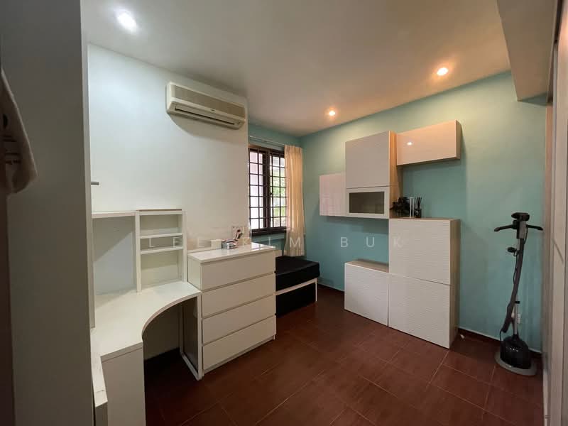 Eastern Lagoon I, 212 Upper East Coast Road, 2 Bedrooms, 1,066 sqft, Condominium For Rent, by Lee Kim Buk, 25063717 - PropertyGuru.com.sg